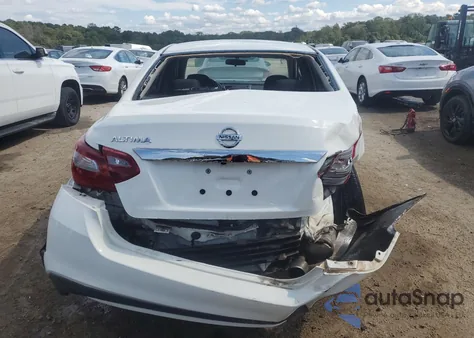 2018 Nissan Altima 2.5 z USA, uszkodzony, nr VIN 1N4AL3AP8JC299817
